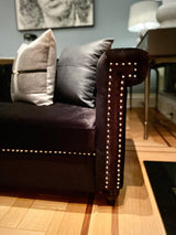Gatsby Life Tufted Velvet Sofa | Set upon Petite Beechwood legs