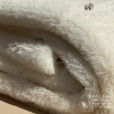 <meta name="description" content="Experience luxury with ONE Preevay's Rabbit Faux Fur Throw. Inspired by Fernando Botero, crafted from Ultra Premium Rabbit Faux Fur. 800 gsm, 50x60 inches in Casual Khaki. Hypoallergenic and elegant.">
