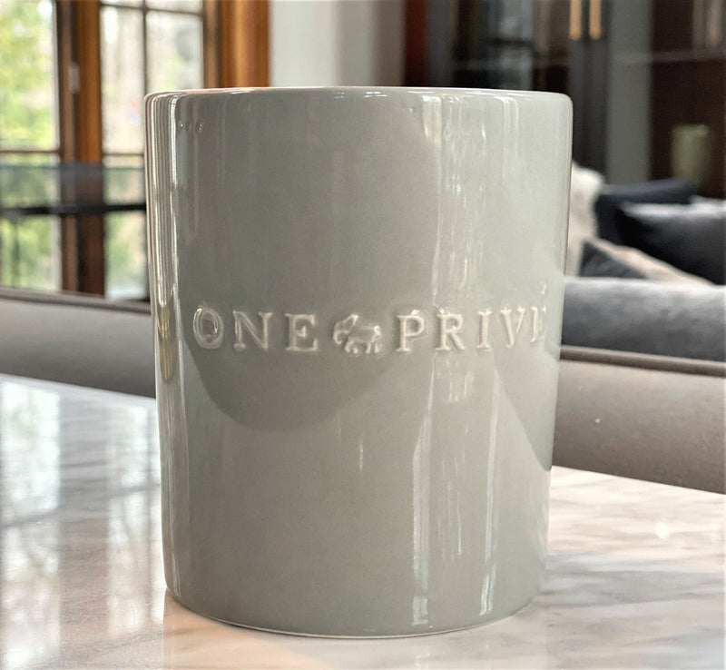 Discover the Mediterranean Fig & Linen Perfumed Estate Candle from One Preevay. Handcrafted with essential oils and soy wax, it features a 21.2 oz pale gray ceramic vessel. Enjoy the fusion of figs, bergamot, lavender, cedar, and Triple wick