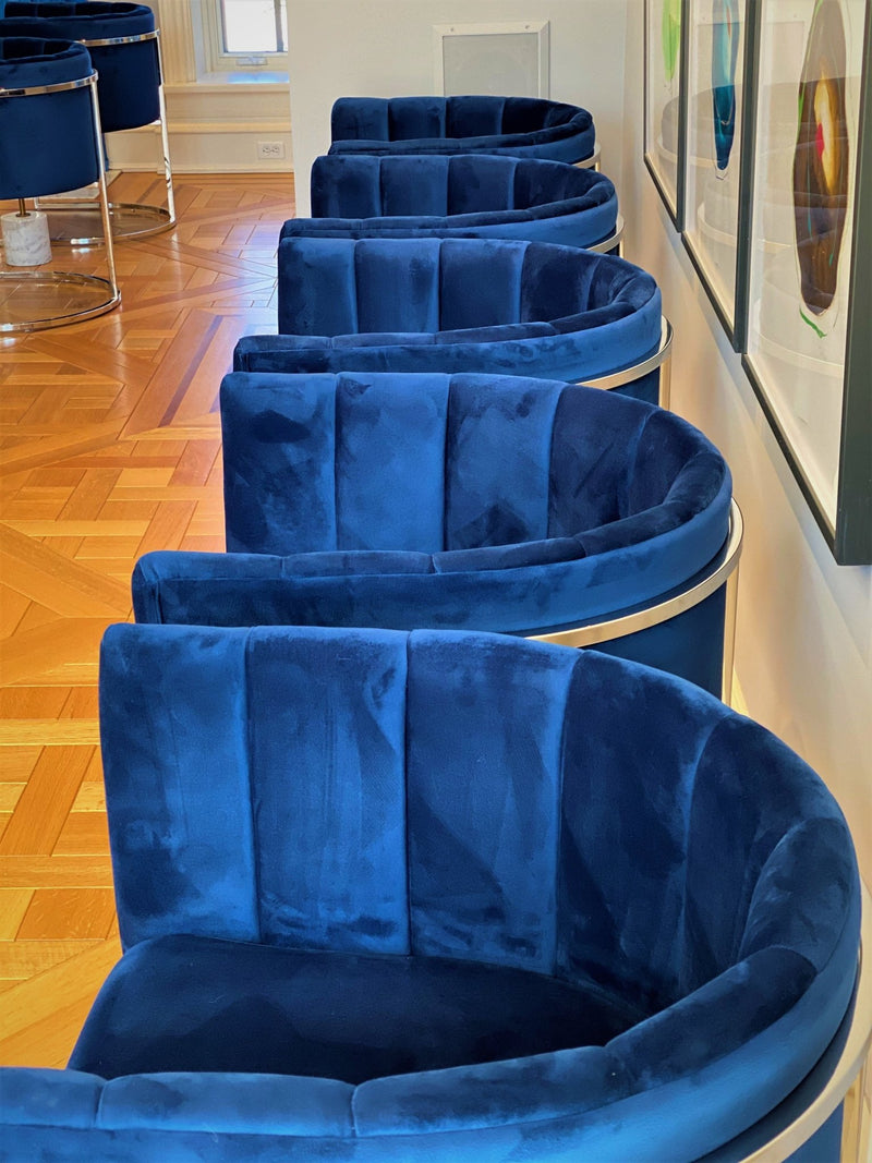 Discover_the_One_Preevay_Arc_Dining_Chair._Inspired_by_the_Arc_de_Triomphe_this_customizable_luxury_chair_features_a_nickel_frame_and_plush_velvet._Perfect_for_upscale_residences_and_hospitality_venues ....