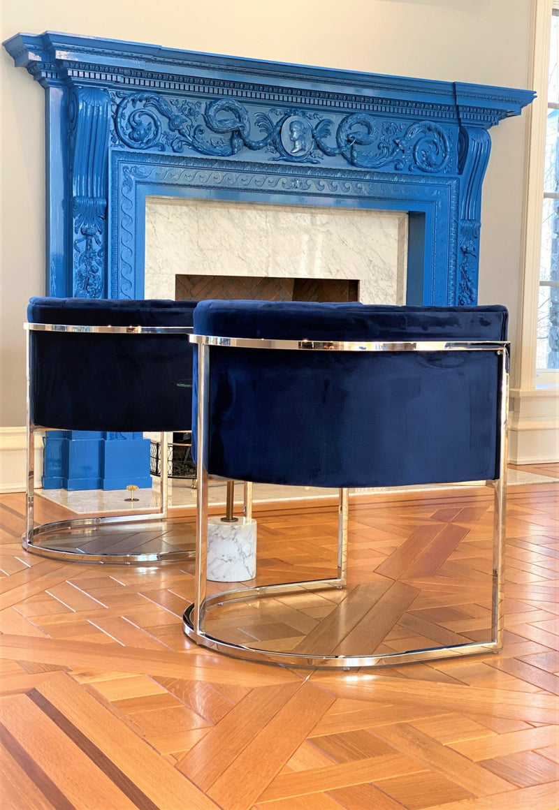 Discover the One Preevay Arc Dining Chair. Inspired by the Arc de Triomphe, this customizable luxury chair features a nickel frame and plush velvet. Perfect for upscale residences and hospitality venues. Minimum order of 8 chairs