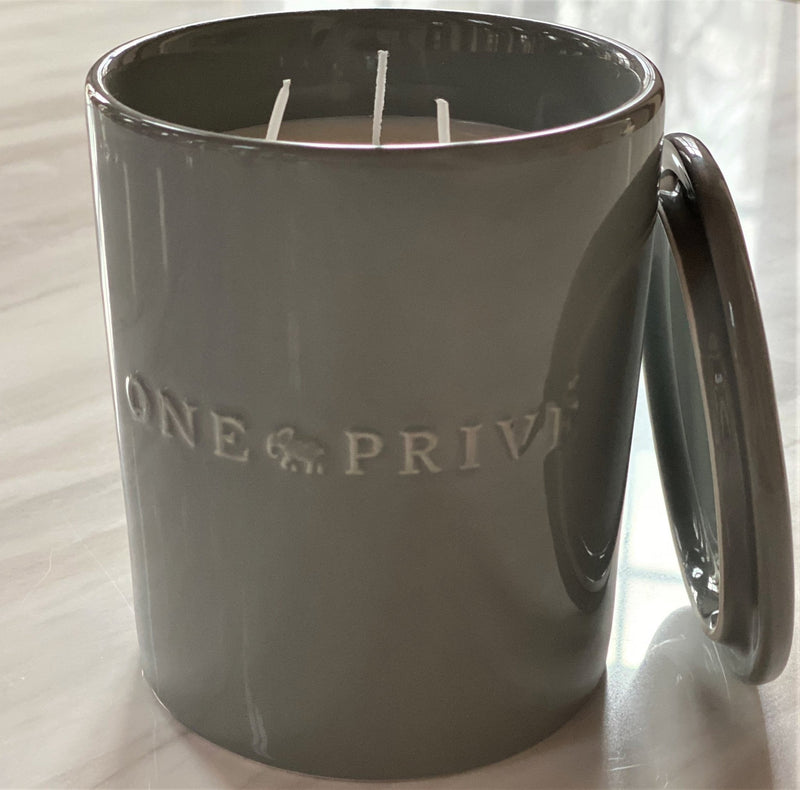 Discover the Persian Lime Perfumed Estate Candle from One Preevay. Handcrafted with essential oils and organic soy wax, this 21.2 oz candle features a triple wick and a pale gray porcelain vessel. Enjoy the aromatic fusion pear, lime...