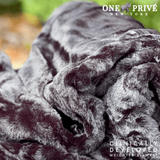 Experience luxurious relaxation with the One Preevay Luxury Home Furnishings, world's first weighted faux rabbit fur blanket, inspired by Fernando Botero. Clinically developed, 20lbs, queen size, and hypoallergenic. Exceptional Value ....
