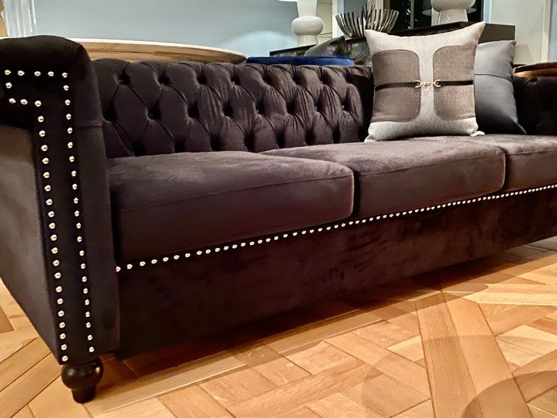 Gatsby Life Tufted Velvet Sofa | Set upon Petite Beechwood legs